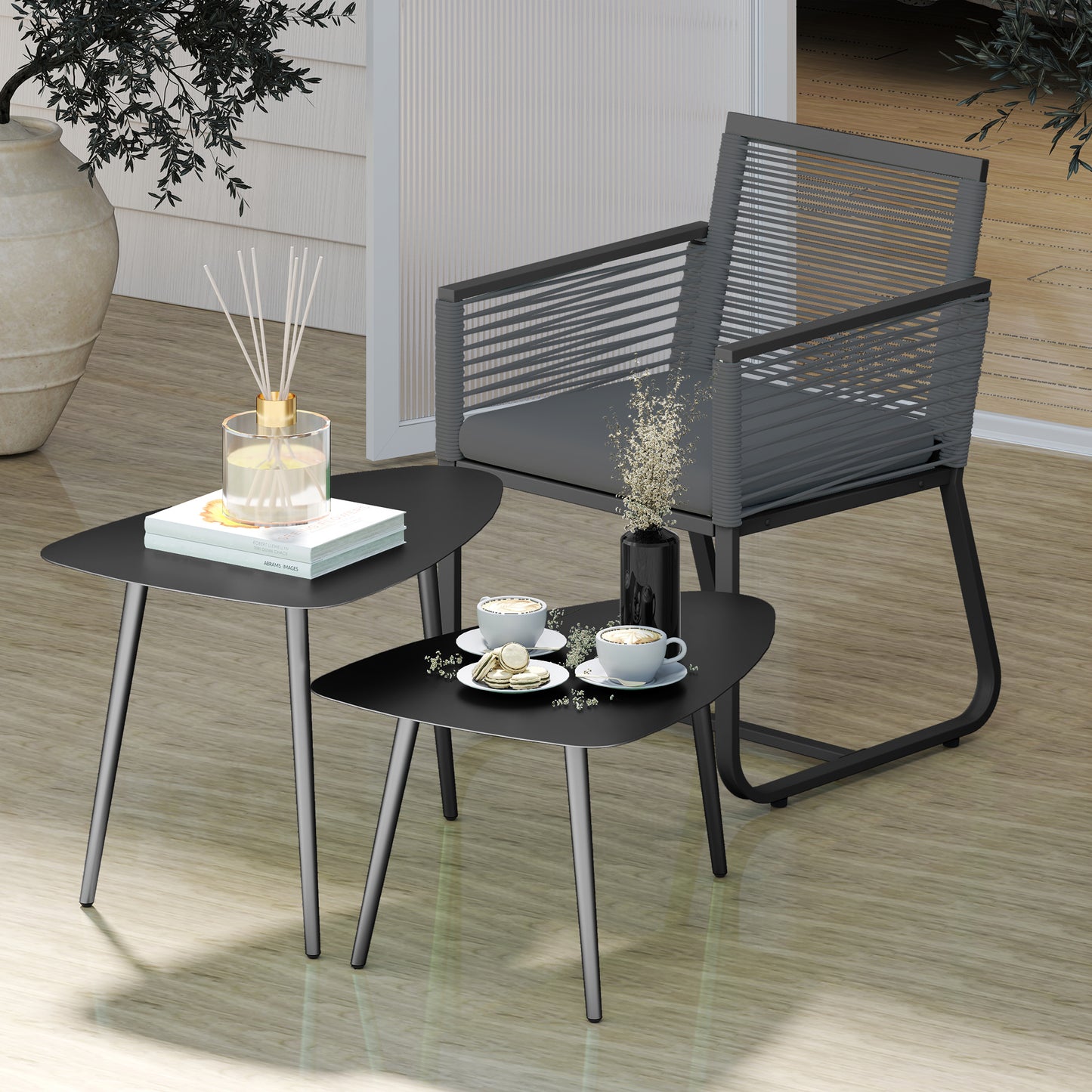 Outsunny Couchtisch 2er Set, Wetterfest Balkontisch aus Stahl, Beistelltisch im Geometrischem Design Schwarz