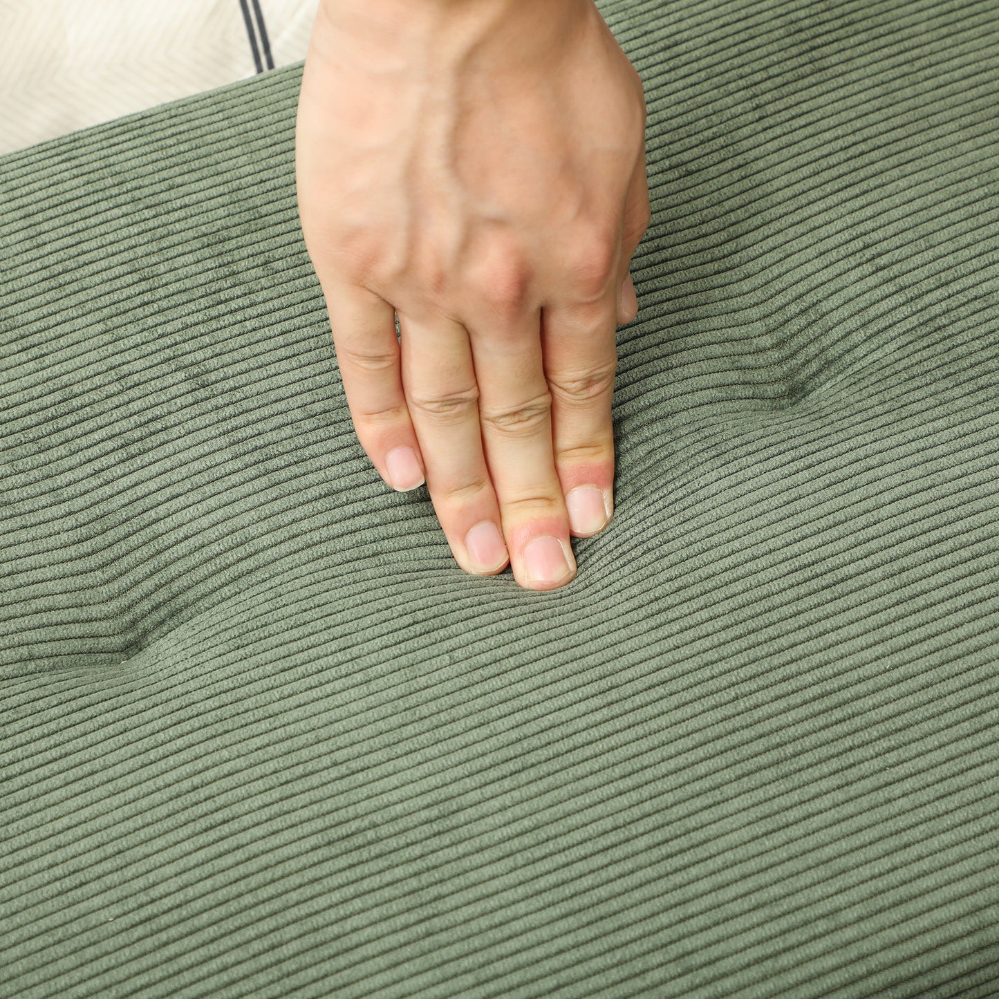 HOMCOM Sitzbank Polsterbank mit Cordbezug, Bettbank mit Metallbeine, Schuhbank 100 x 36 x 45 cm Grün