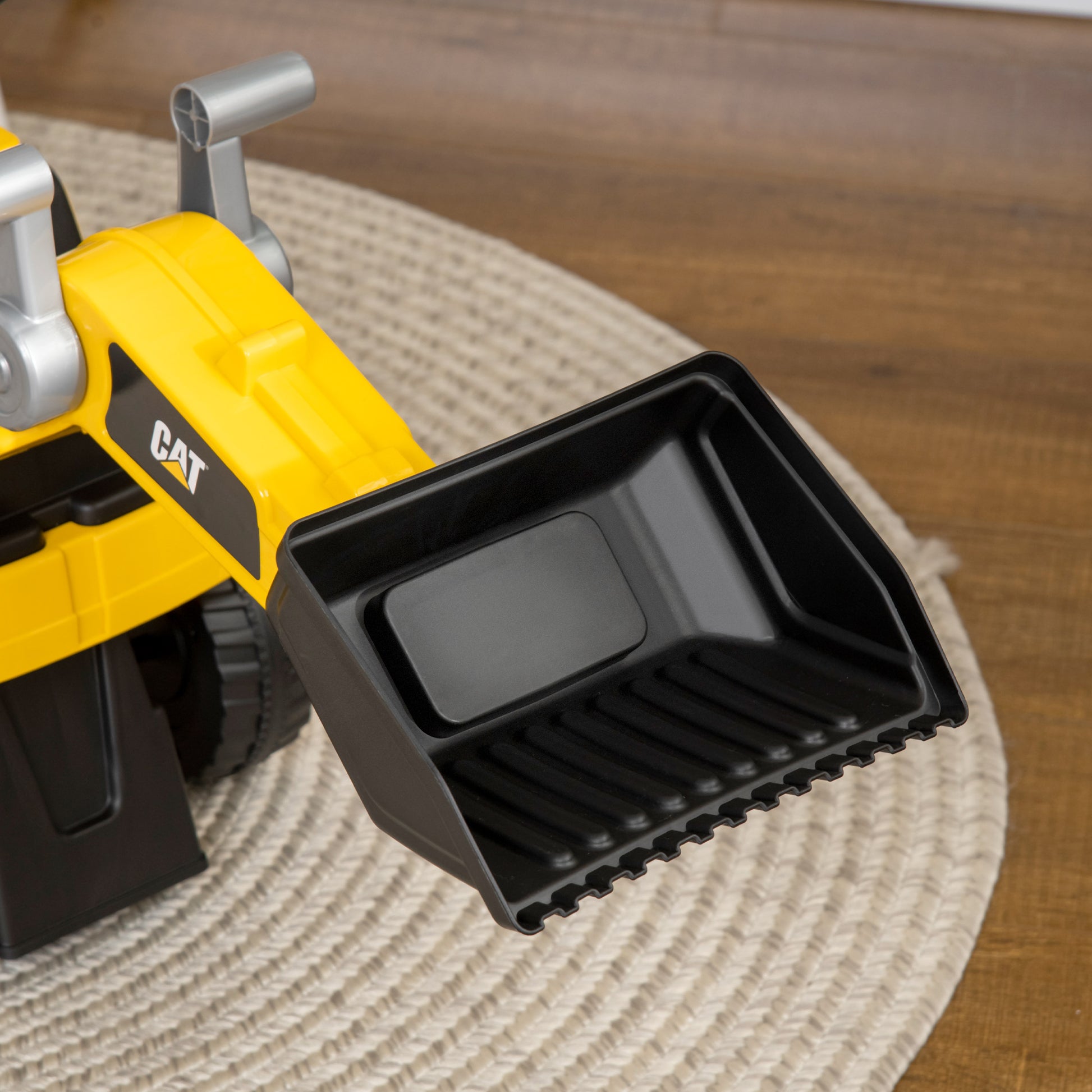 HOMCOM Kinderbagger, Rutscher, bedienbare Baggerschaufel, Kippschutz, rutschfeste Räder, gelb+schwarz, 78 x 29,5 x 54 cm