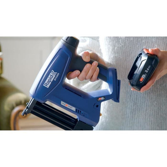 18V battery stapler for 53/8-20mm - 8/15-20mm - RAPID - BTX553 - Case + 2.5Ah battery + charger