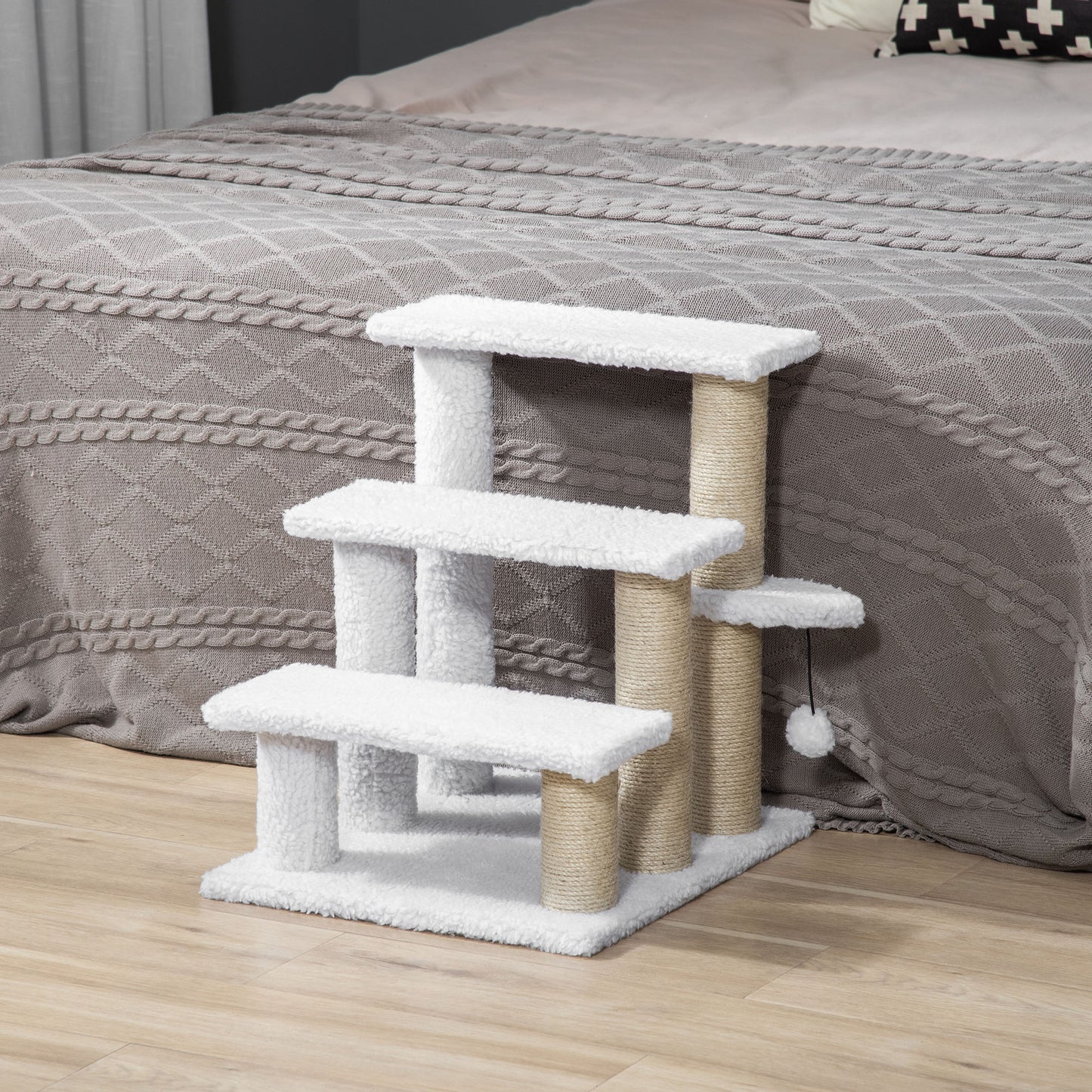 PawHut Katzentreppe 3-stufige Haustiertreppe mit Kratzsäulen Ball Hundetreppe Tiertreppe für Katzen bis 5 kg Plüsch Jute Weiß 45 x 40 x 48 cm