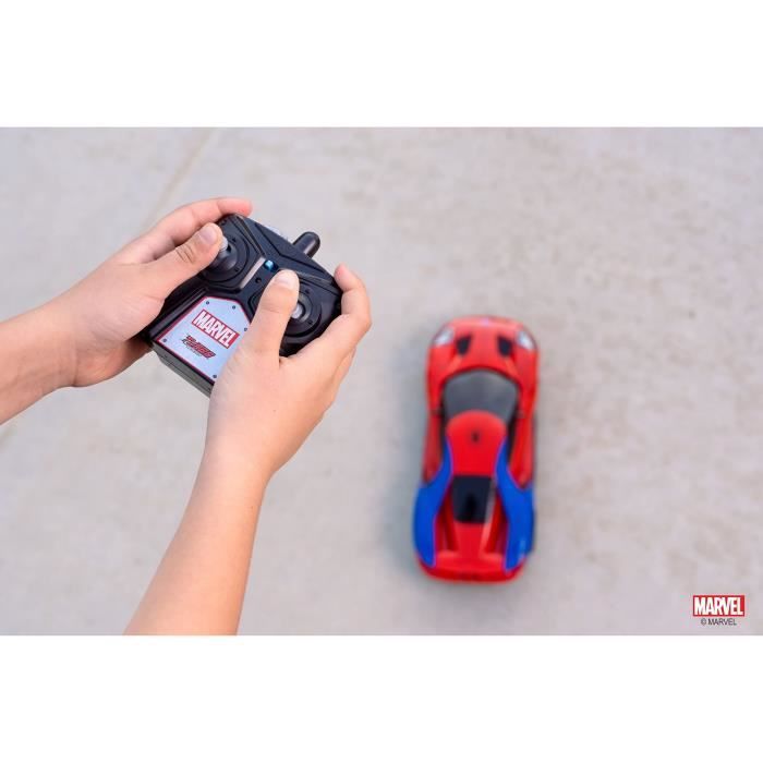 1/16 RC Ford GT Spiderman Car - Simba Dickie Group