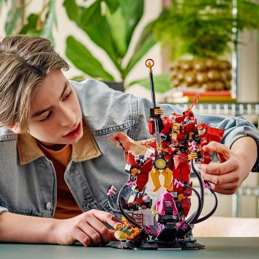 LEGO NINJAGO 71846 Fire Knight Mech - Construction Set for Boys 14 Years Old - Kai