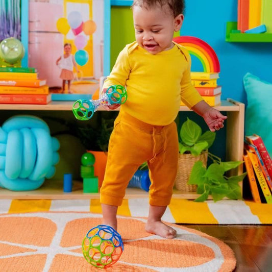 BRIGHT STARS O'Ball Baby Gift Set with 2 Baby Toys: a Rattle and a Classic O Ball in Red, Yellow, Blue and Green