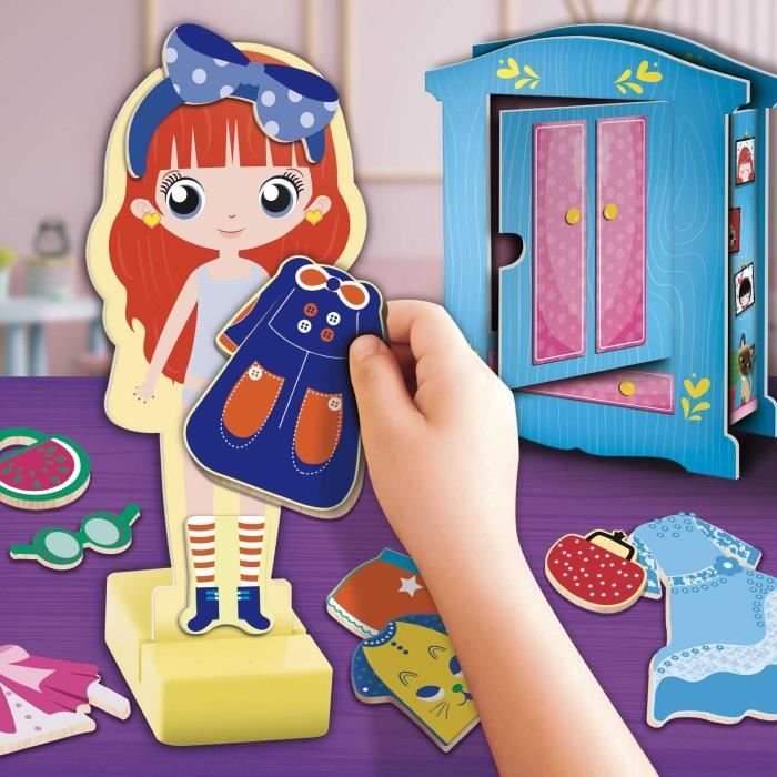 Wooden doll to create fantastic outfits - LISCIANI - Montessori method