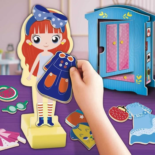 Wooden doll to create fantastic outfits - LISCIANI - Montessori method