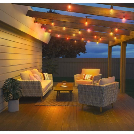 Wiz 15m connected garland outdoors