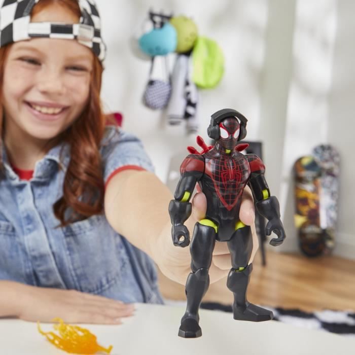 MixMashers Miles Morales, customizable figurine to mix and match with accessories, Marvel, Ages 4 and up