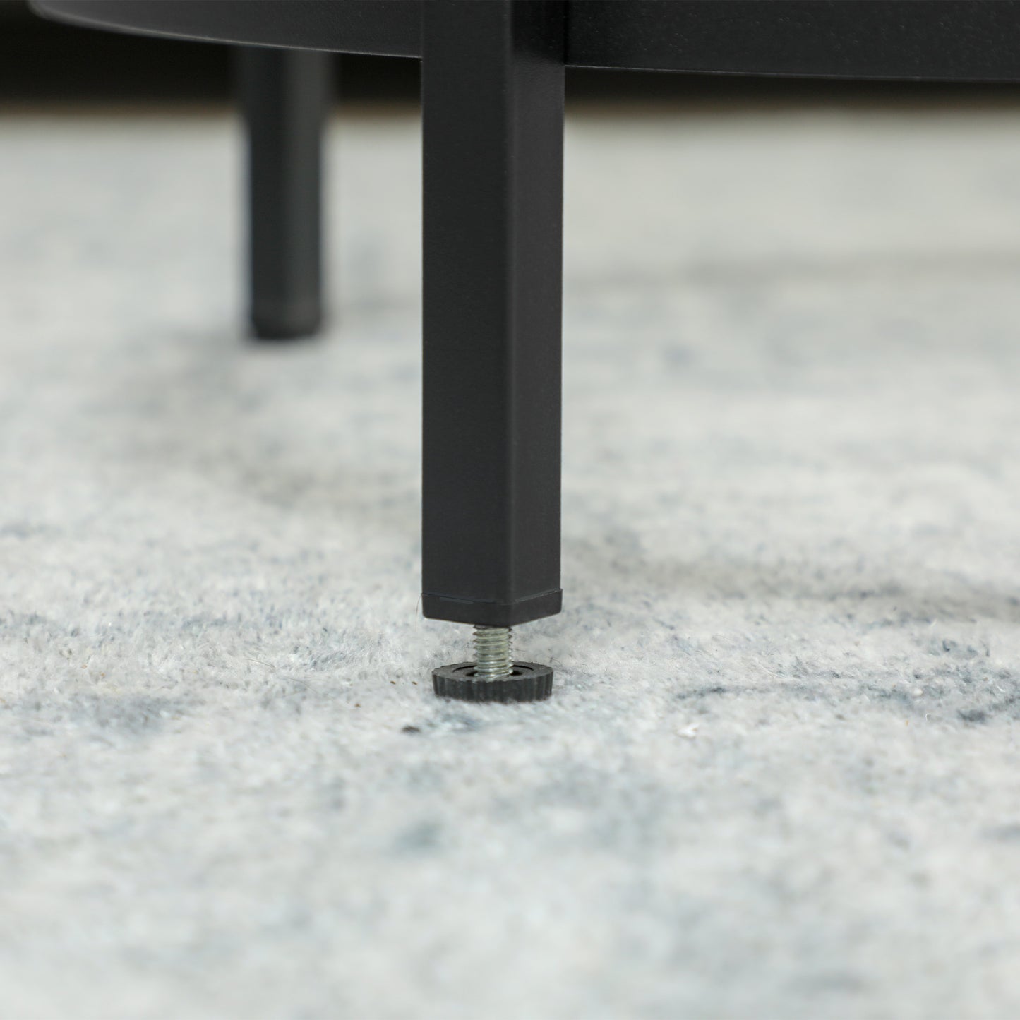 HOMCOM Runder Beistelltisch mit Glasplatte und Metallrahmen, kleiner Kaffeetisch für Wohnzimmer, Schlafzimmer, Schwarz