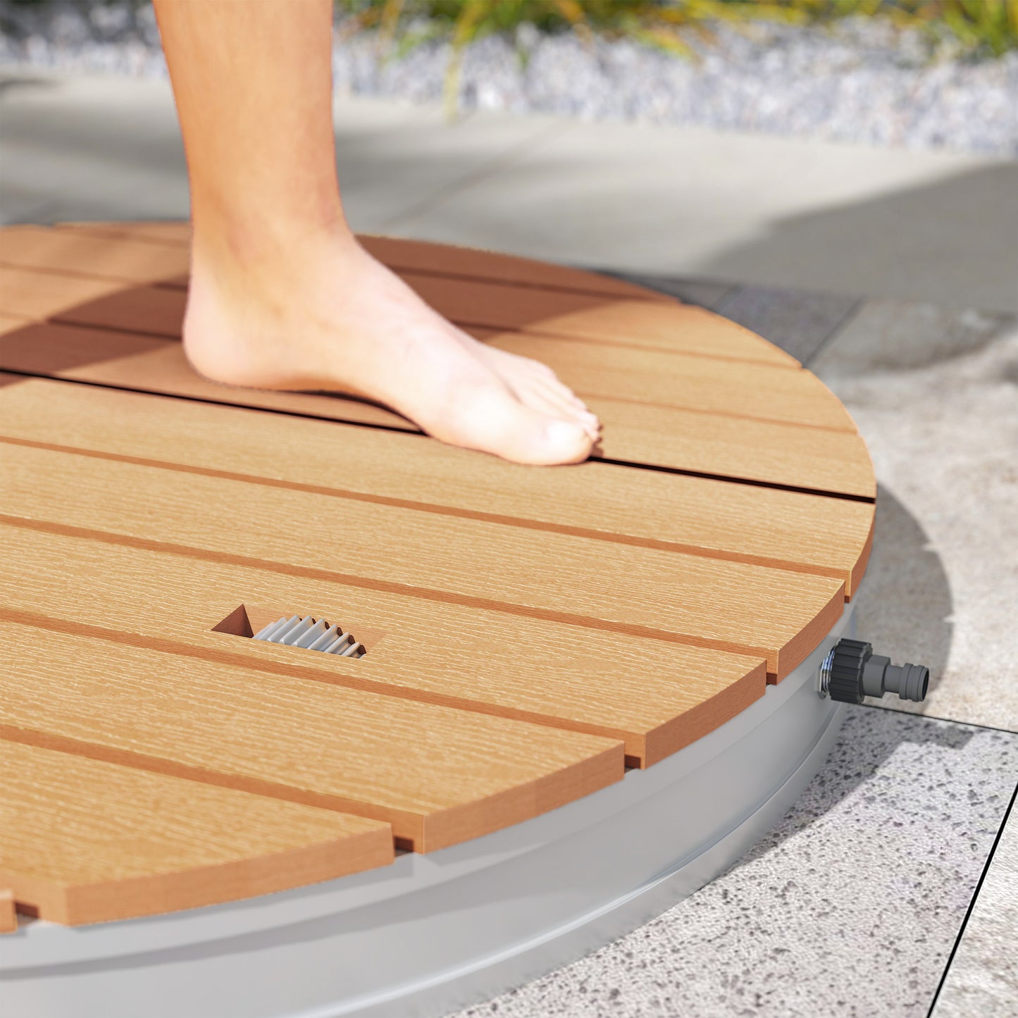 Outsunny Tragbares Außenduschen-Set mit anpassbarer Fontäne, Aluminiumbasis, UV- und Frost-resistent, Naturholzoptik