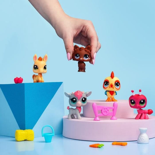 BANDAI - Littlest Pet Shop - Collector Set Farm Theme - 5 animals and accessories - BF00510
