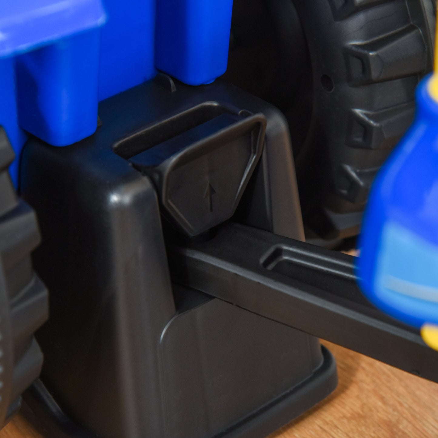 HOMCOM Rutsch-Traktor mit Anhänger, Hupe, Sandspielzeug, ab 1 Jahr, Kunststoff+Metall, blau, 91 x 29 x 44cm