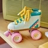 LEGO 31148 Creator 3in1 Retro Roller Skates, Toy with Mini-Skateboard and Boombox, Retro Decoration