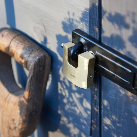 YALE Y114B/70/113/1 brass safety padlock - hardened steel shackle - 3 keys
