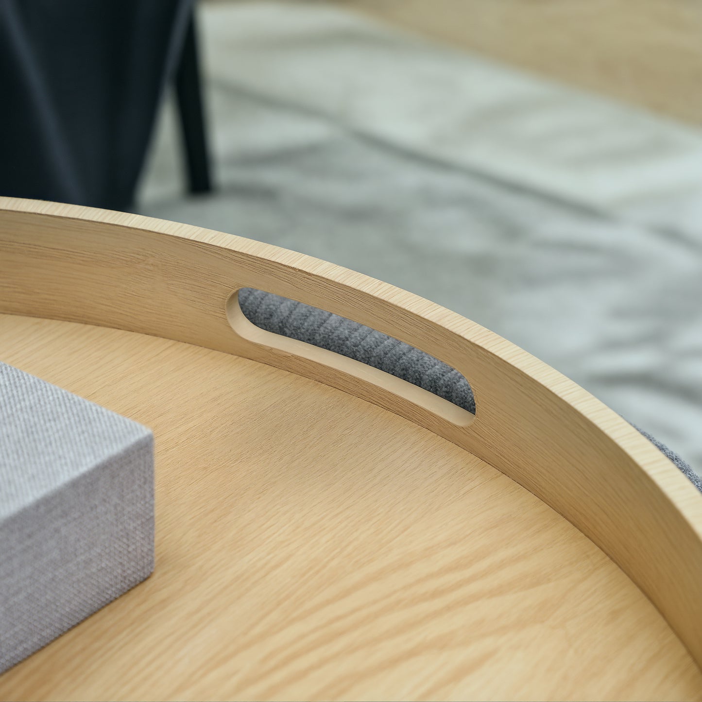 HOMCOM Aufbewahrungshocker mit Stauraum, rund, Fußstütze, Cordstoff, MDf, Grau