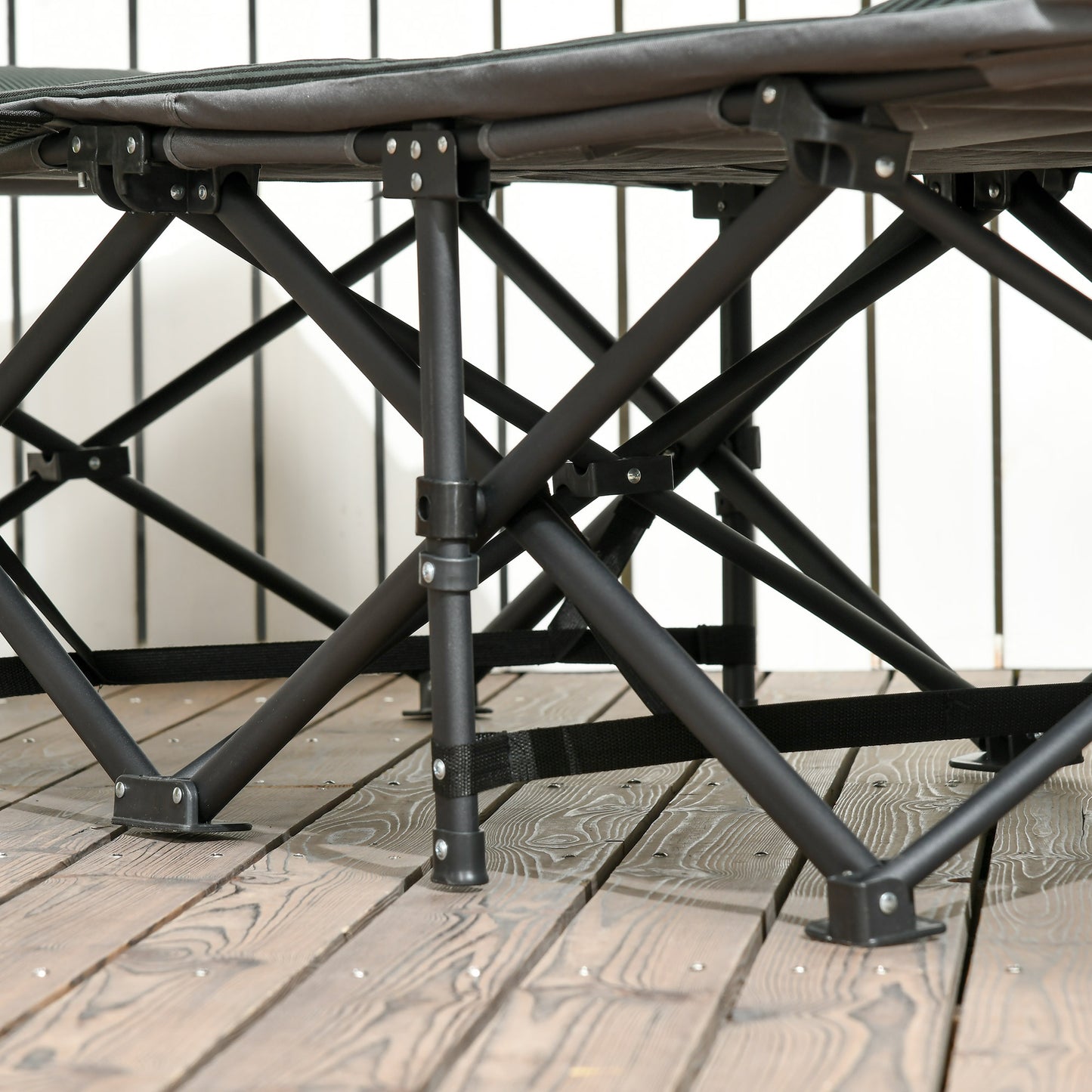 Outsunny Sonnenliege, klappbar, neigbare Rückenlehne, mit Becherhalter, bis 120 kg, 68 x 186 x 48 cm, Grau