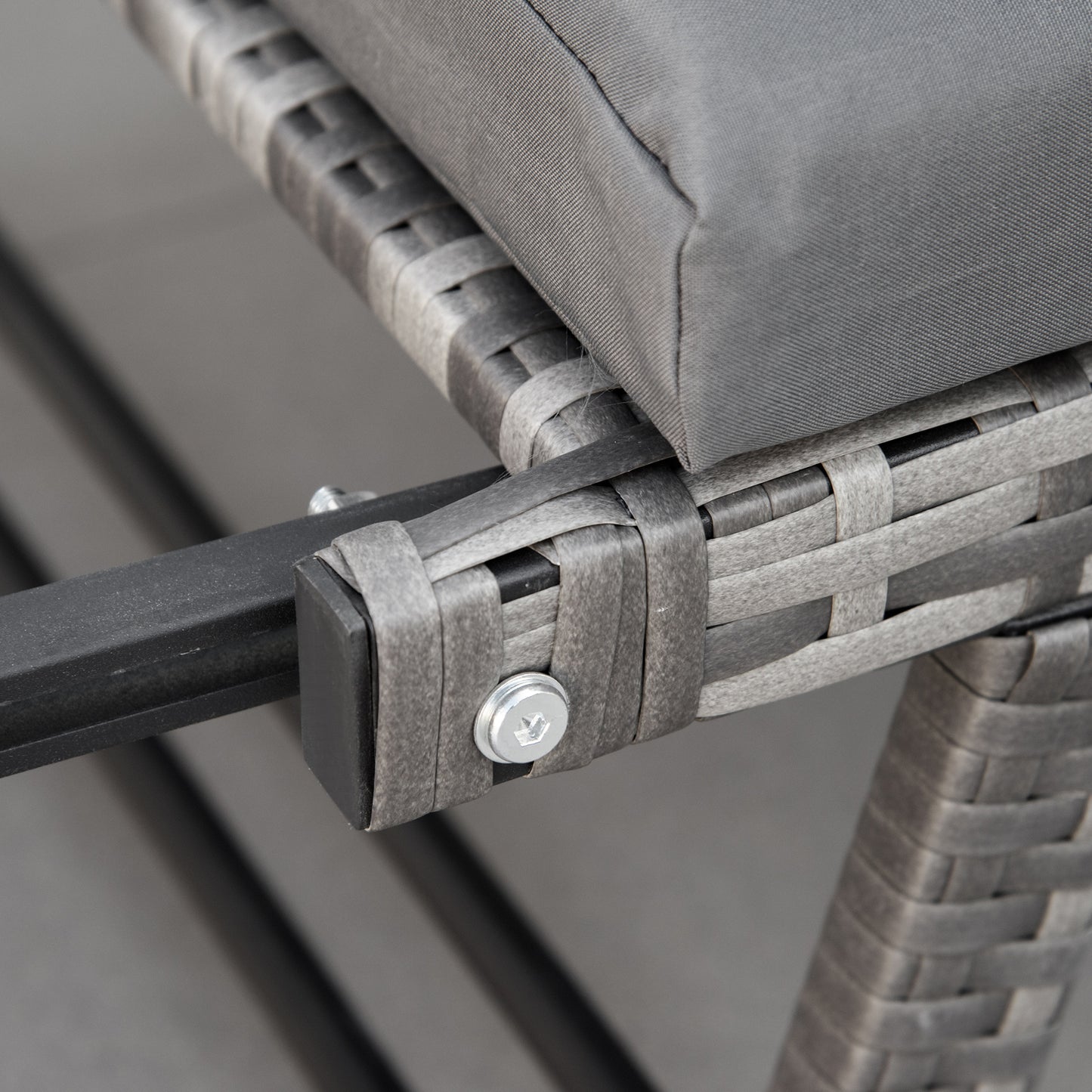 Outsunny Polyrattan Gartensoffa 2 Sitzer Gartenmöbel Loungesoffa Gartenbank Gartenliege klappbar Armlehnen Stahl Grau 129 x 63 x 67 cm