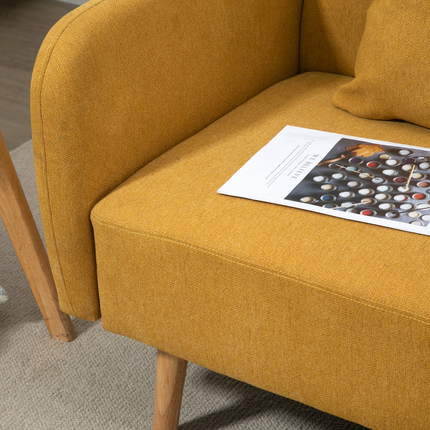 HOMCOM Sofa 2 Sitzer Couch mit 2 Wurfkissen, Kleine Loveseat mit Samtopik Modern Polstersofa für Wohnzimmer, Schlafzimmer, kleinen Raum, Gelb 130 x 70 x 80 cm