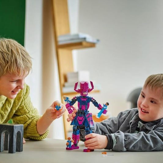 LEGO | Marvel 76316 Fantastic Four vs. Galactus Minifigure - Game for 9-year-olds