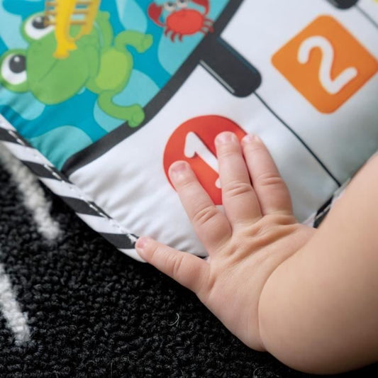 BABY EINSTEIN Ocean Explorers Neptune's Kick & Explore musical play mat, crib toy, from birth