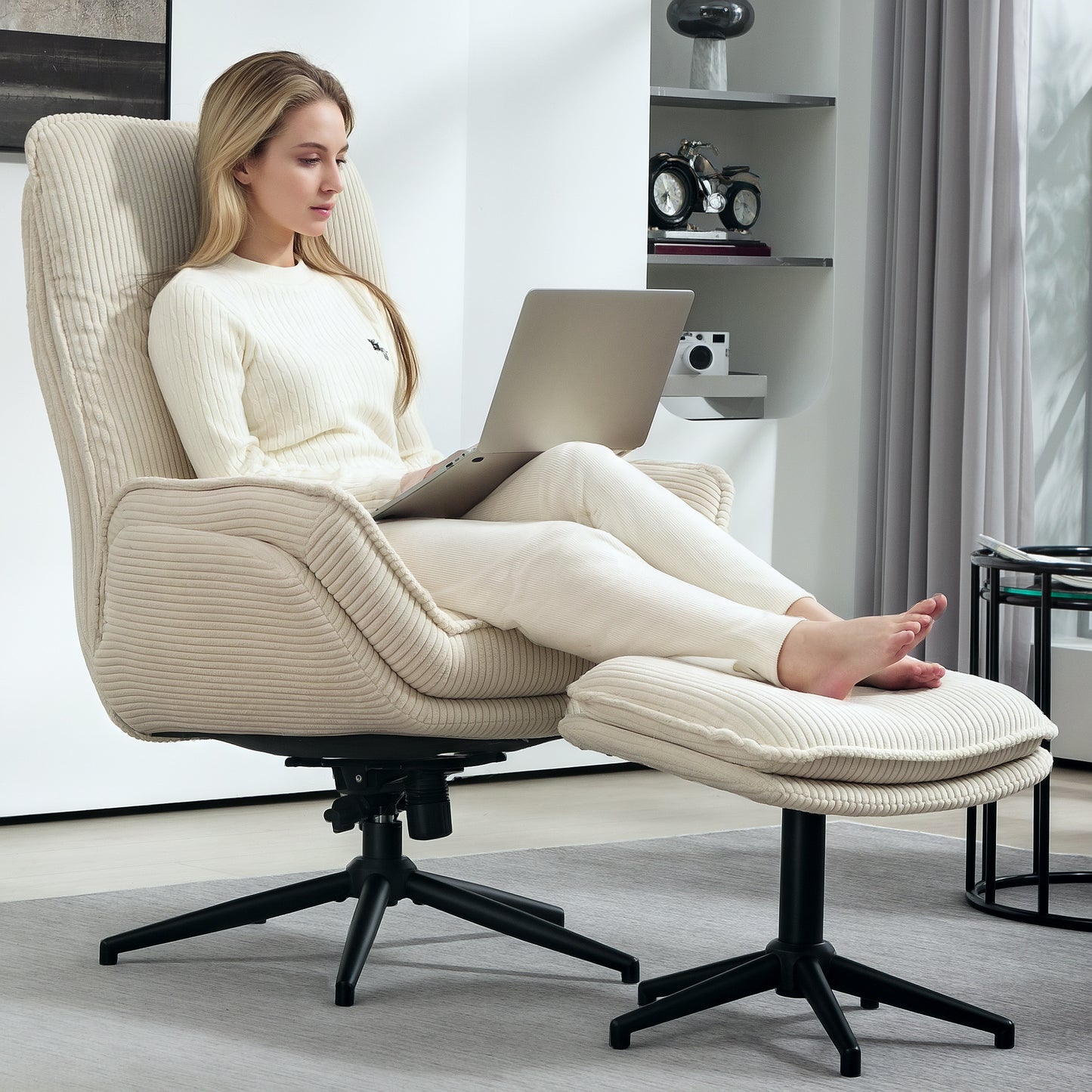 HOMCOM Drehbarer Polstersessel mit Fußhocker, Moderner Recliner-Sessel für Wohnzimmer, Schlafzimmer, Homeoffice, Beige