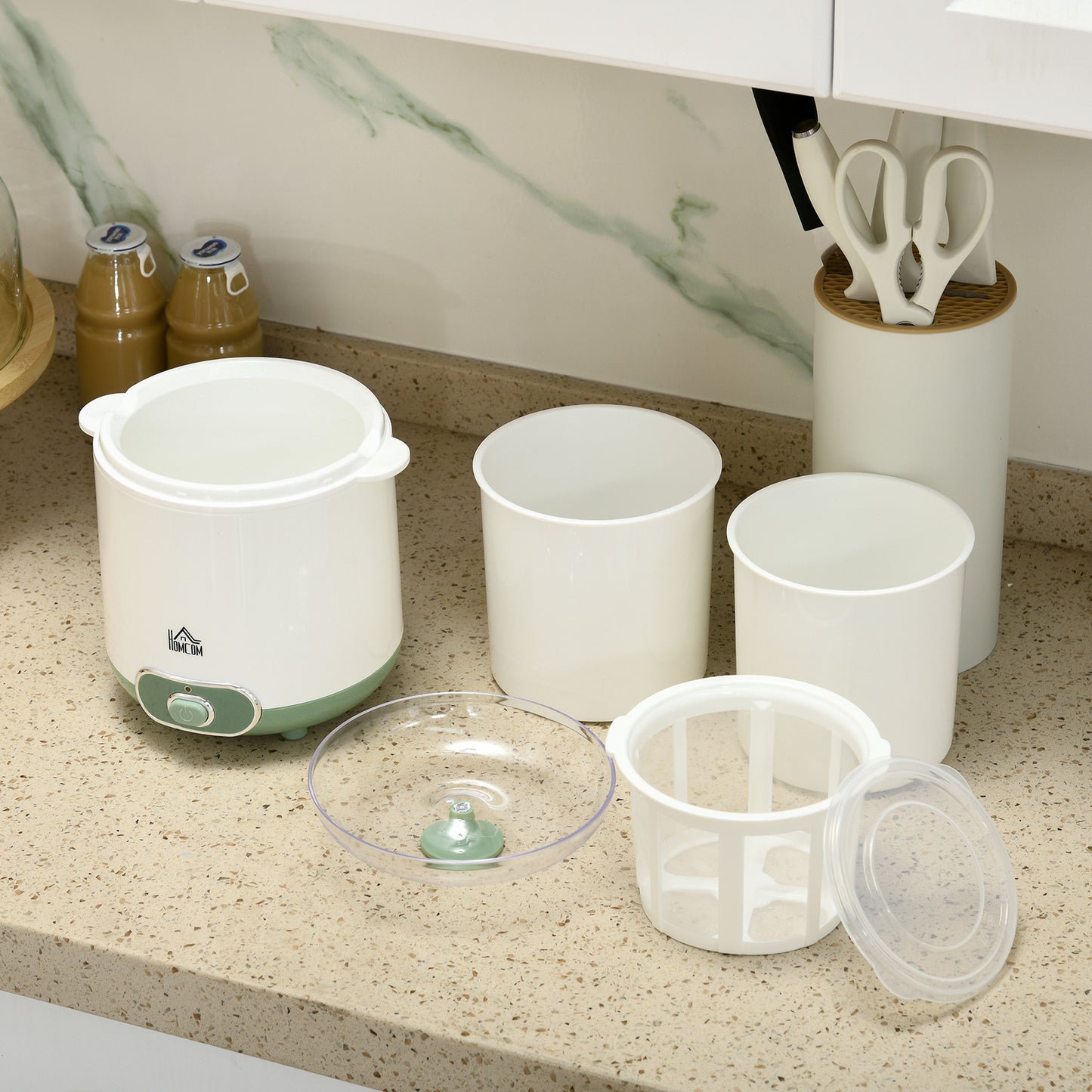 HOMCOM Joghurtbereiter, 1,5 L Joghurtmaschine mit 2 Gläsern, Sieb, Deckel, 20 W Joghurt-Maker für griechischen Joghurt, für 3–5 Personen, 19,5x17,5x21,4 cm, Weiß