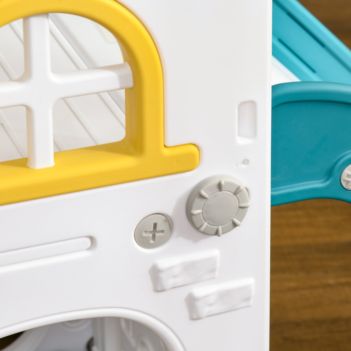 AIYAPLAY Kinderrutsche, 4 in 1, Kleinkinderrutsche mit Basketballkorb, Teleskop Klettergerüst Gelb 70 x 177 x 92 cm