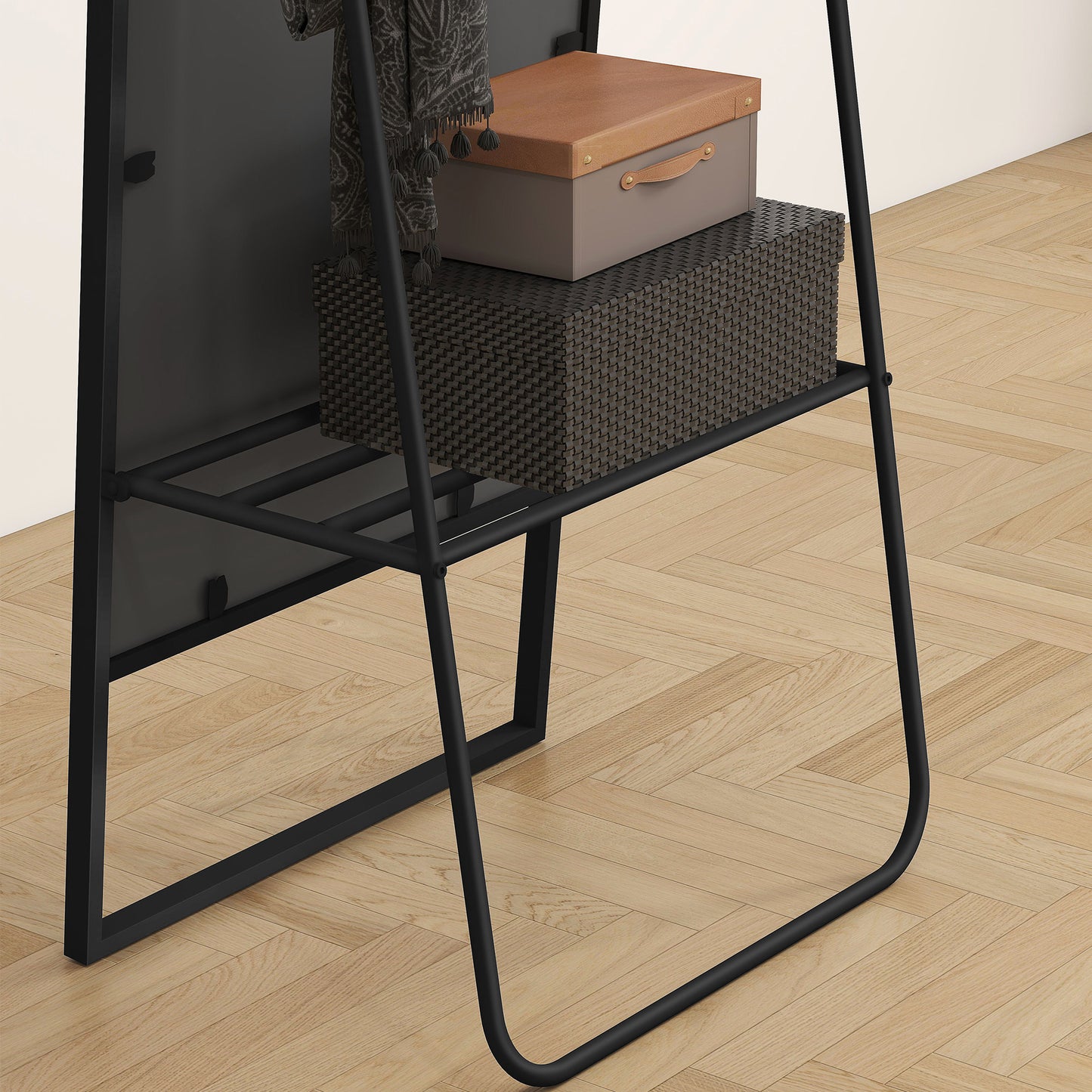 HOMCOM Ganzkörperspiegel, industrielles Design, hinteres Regal, 2 Haken, Metallrahmen, für Schlafzimmer, 157 x 50 cm, Schwarz