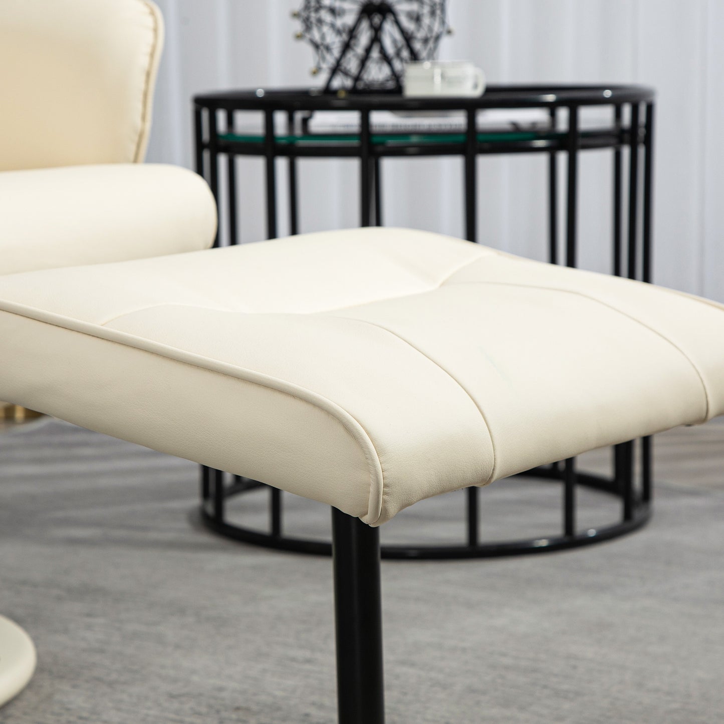 HOMCOM Massagesessel mit Fußhocker, Ergonomischer Stuhl mit 10 Vibrationspunkten, Kunstleder, 76 x 81 x 105 cm, Cremeweiß