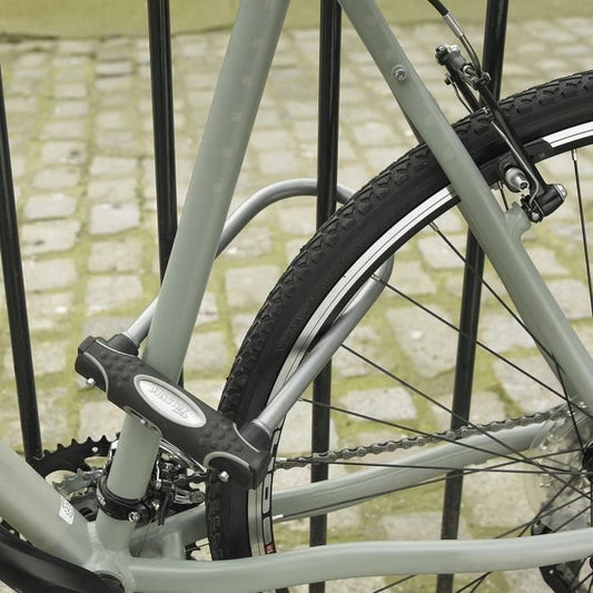 MASTER LOCK Bicycle Lock U [With Key] - Ideal for Bicycles, Electric Bikes, MTBs and others