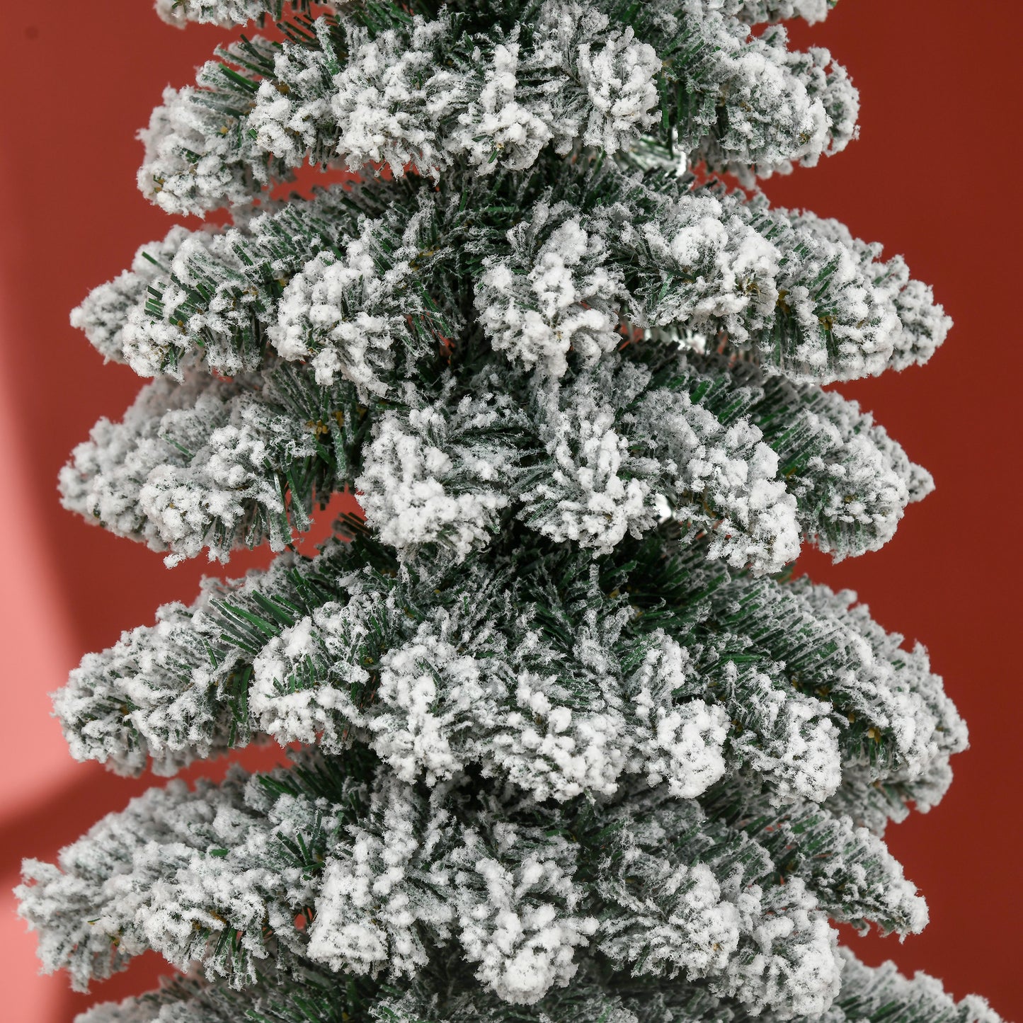 HOMCOM Künstlicher Weihnachtsbaum, schneebedeckt, schmales Design, feuerfest, 180 cm, Grün/Weiß