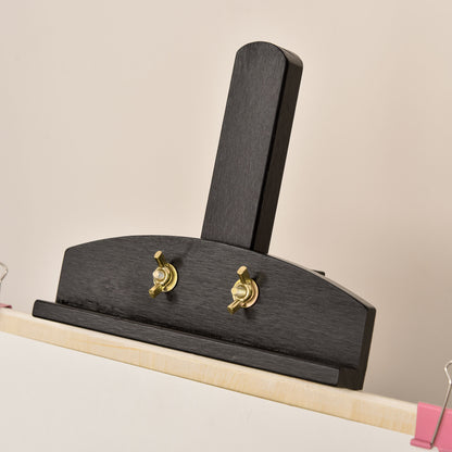 HOMCOM Staffelei Holz 134,5 cm hoch Holzstaffelei für Leinwände bis 108 cm Feldstaffelei Atelierstaffelei für Malerei, Skizze, Hochzeit, Ausstellung Schwarz
