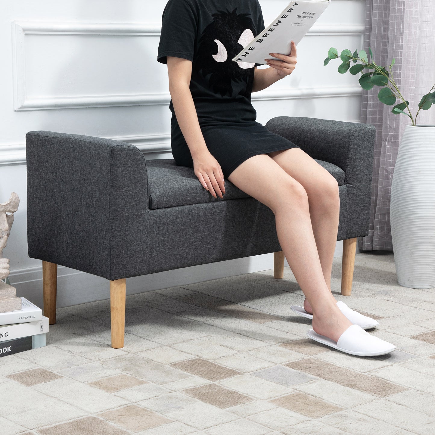 HOMCOM Sitzbank mit Stauraum, Polsterbank mit Leinenoptik, Holzbeine, Bettbank belastbar bis 130 kg, für Wohnzimmer Schlafzimmer Flur, 116 x 44 x 58 cm Dunkelgrau