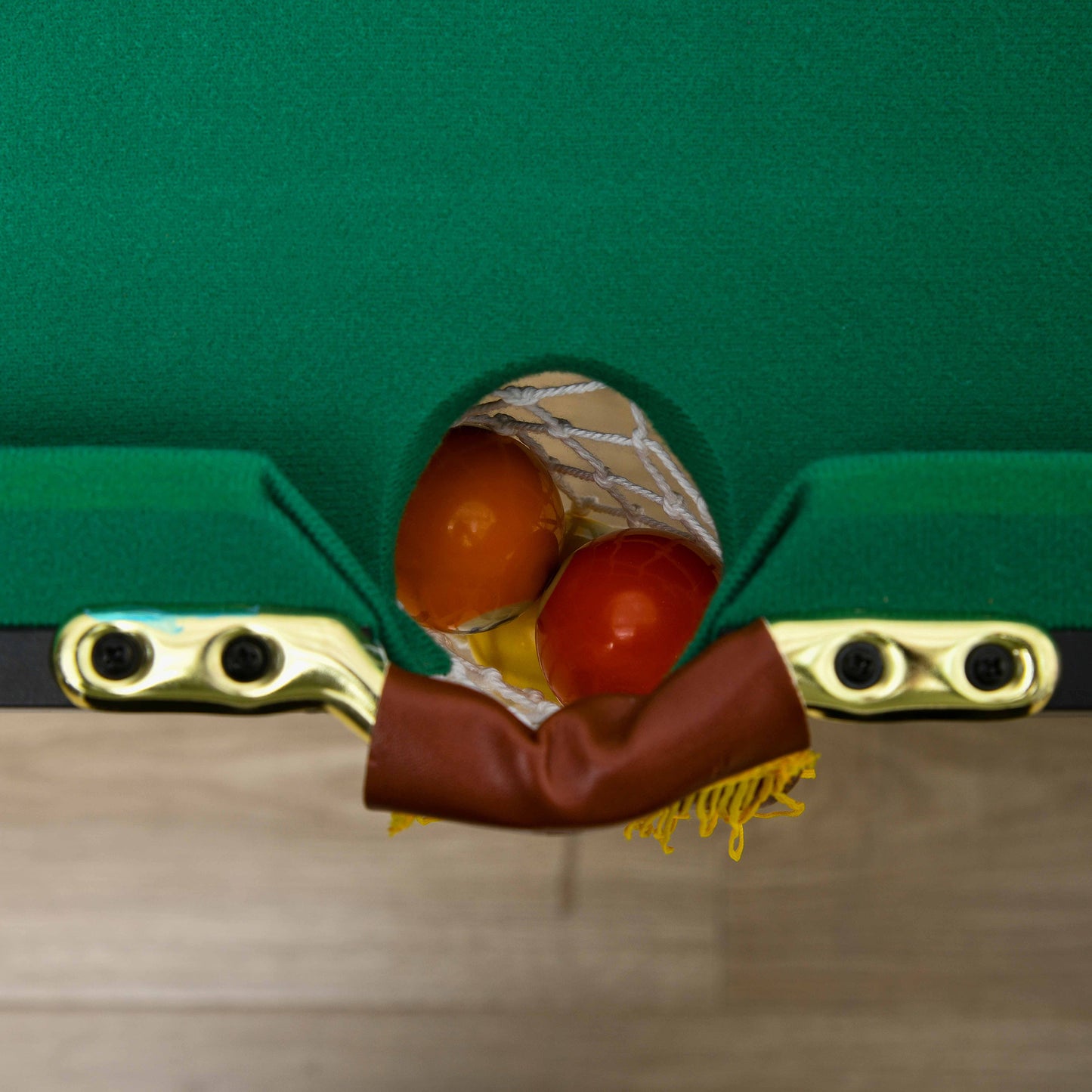 SPORTNOW Billardtisch, klappbar, höhenverstellbar, inkl. Dreieck/2 Queues/16 Kugeln, Grün