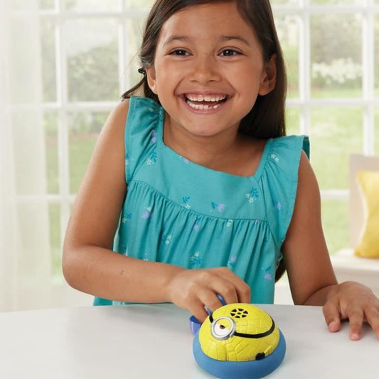 Table Game - EPOCH GAMES - Minions Hover Strike Battle - Return the Puck, Avoid the Minions!