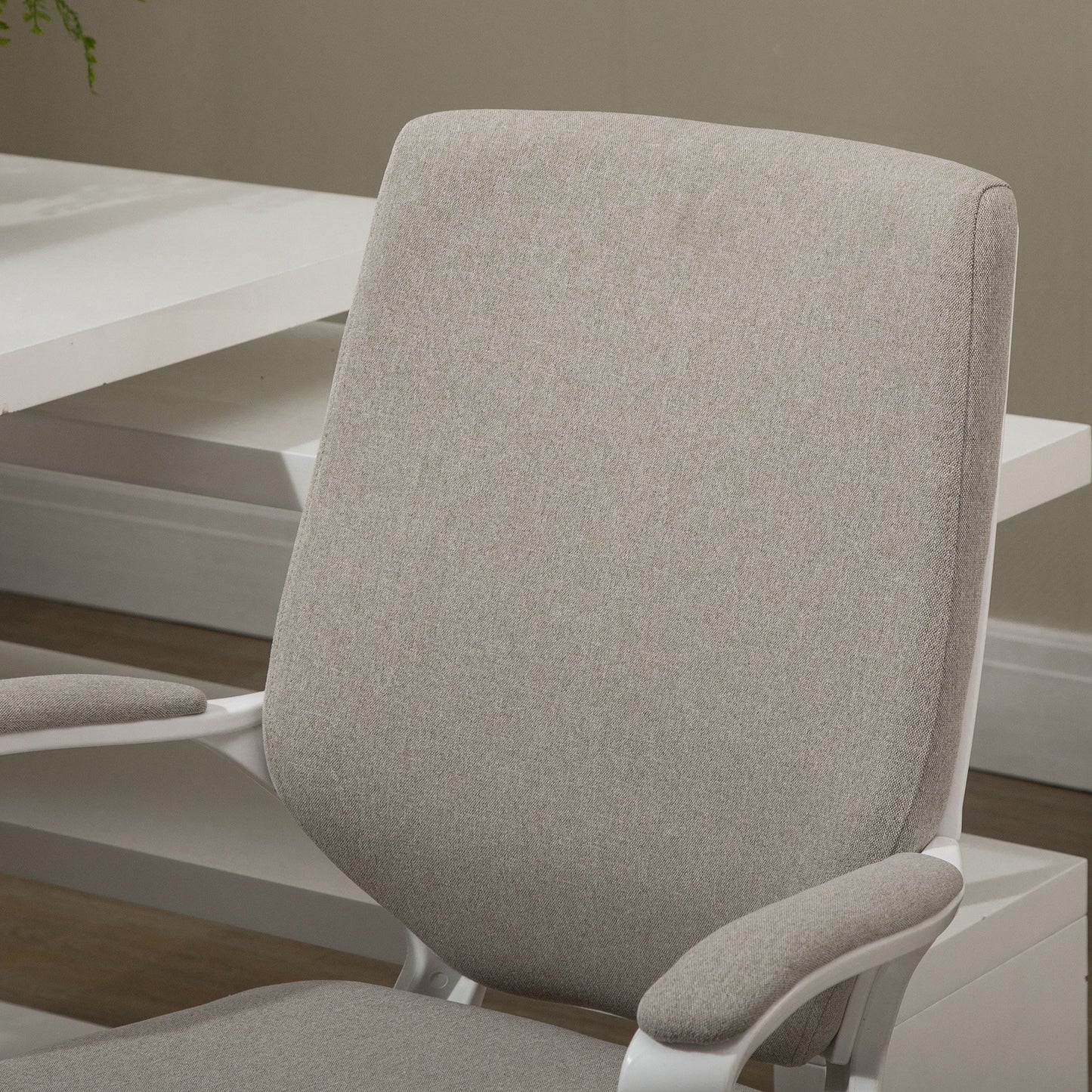 Vinsetto Bürostuhl Schreibtischstuhl Home-Office-Stuhl mit Wippenfunktion Rückenlehne höhenverstellbarer dick gepolstert ergonomisch 360°-Drehräder Polyester Nylon PP Beige+Weiß 62x69x92-100 cm