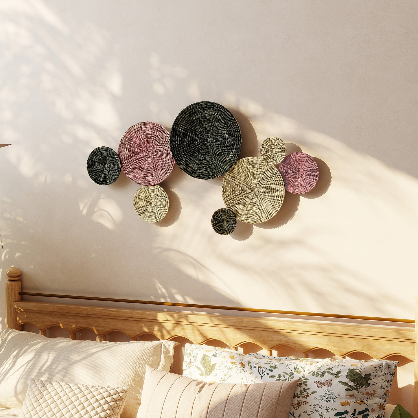 HOMCOM Wanddekor-Set im Disk-Design, 8 Metallscheiben, vielseitig einsetzbar, Mehrfarbig