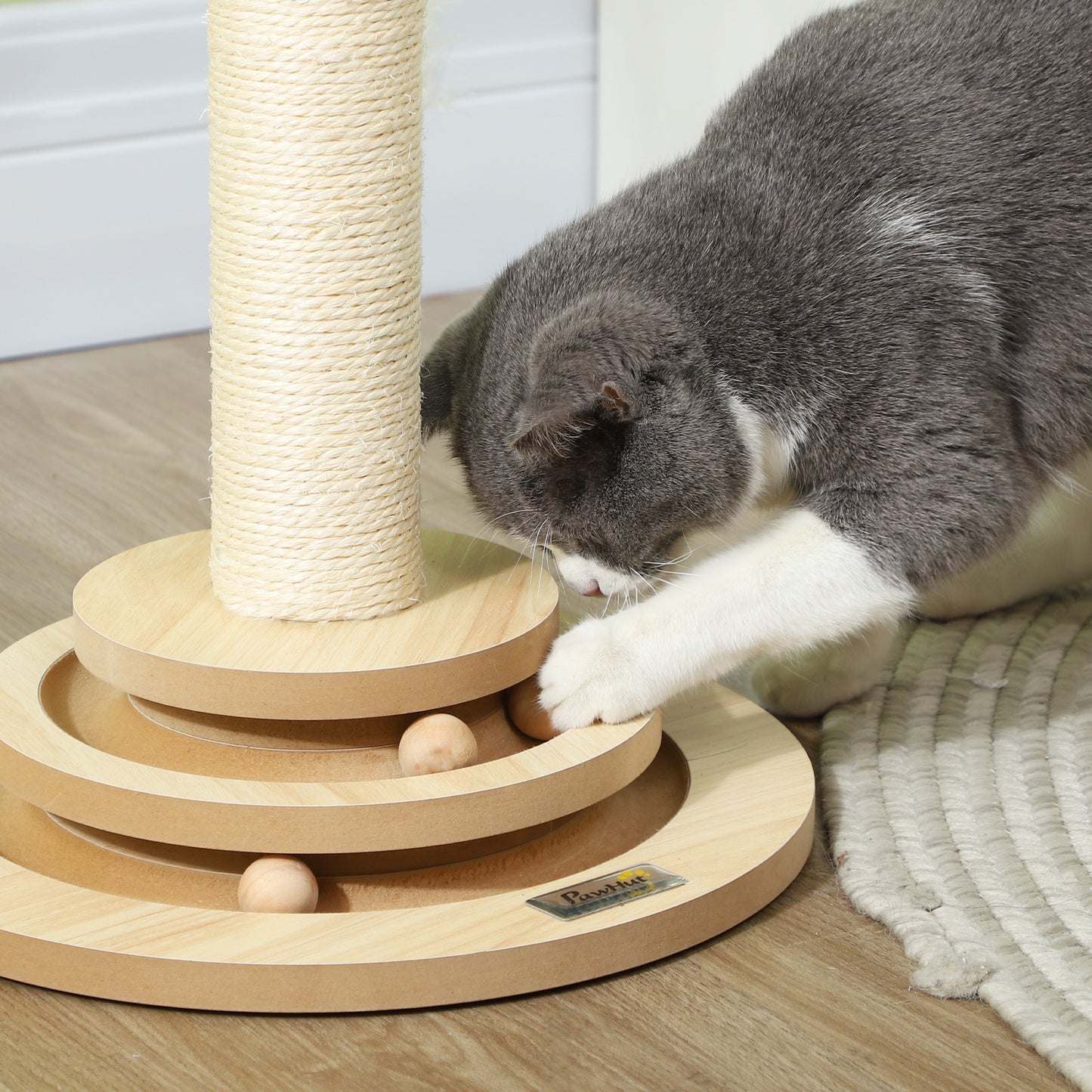PawHut Katzen-Kratzbaum, 49 cm, Sisal-Kratzpfosten, Kugelbahn, Spielball, Spielfeder, 4-in-1-Design, Eiche, Weiß