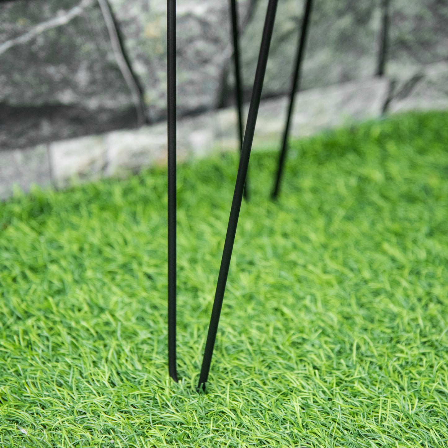 Outsunny Blumenständer 3er Set aus Metall Pflanzenständer Set Blumenhocker Blumentopfhalter Pflanzenhocker für Blumentopf bis Ø16 cm Schwarz