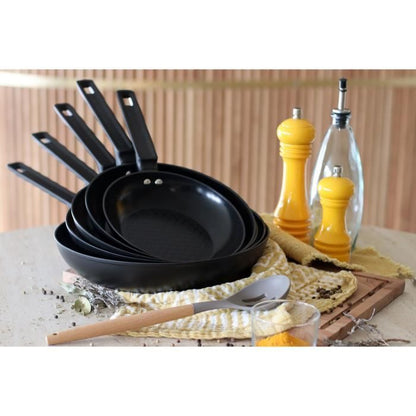 Frying pan - MENASTYL - 6020635 - Forged aluminum - 20 cm - Black - Suitable for all hobs including induction