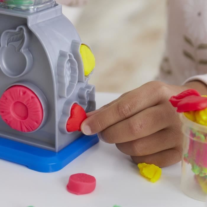 Play-Doh Smoothie Whirl, Pretend Play Kitchen Toy with Modeling Clay, Creative Hobbies for Kids, Ages 3 and Up