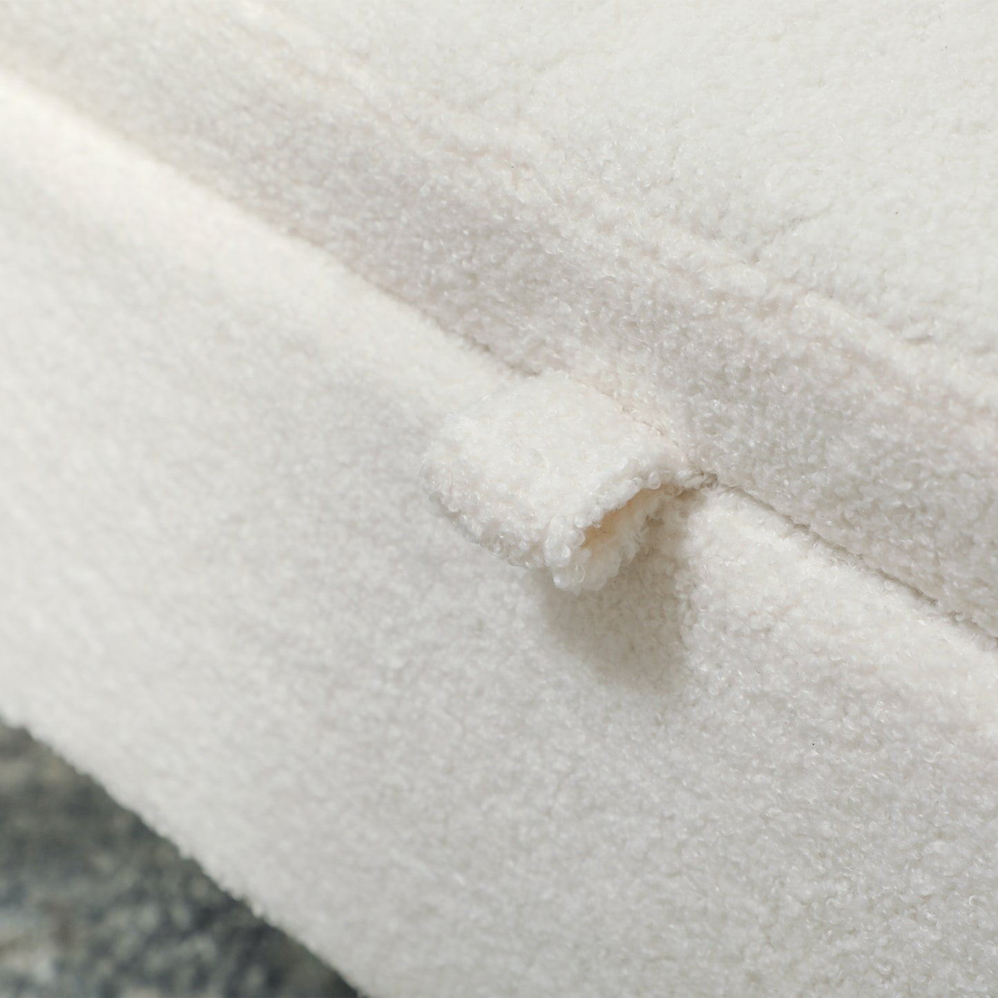 HOMCOM Sitzbank mit Stauraum, Deckel und Metallbeinen für Wohnzimmer, Schlafzimmer, Flur, Weiß