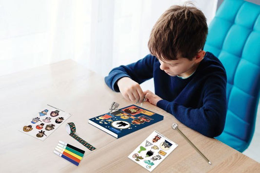 HARRY POTTER - Electronic Diary - Light effects and accessories (stickers, wand pen, markers, adhesive tape)