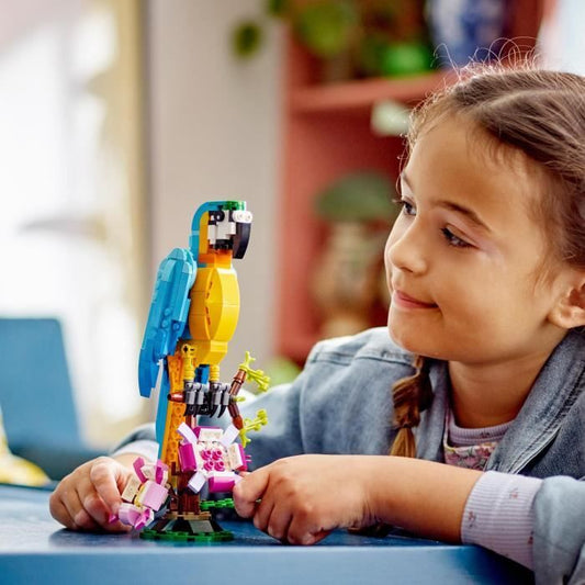 Lego Creator 3-in-1 31136 Exotic parrot, jungle animal figurines, with frog and fish
