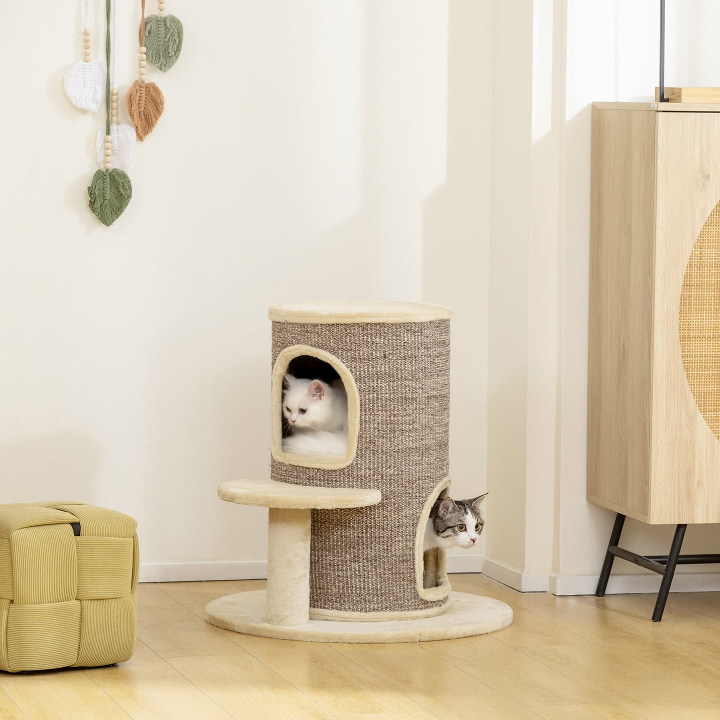 PawHut Katzenfass, Kratzbaum mit 2 Ebenen, Sprungplattform, Aussichtspunkt, Kratzmatte, zum Ausruhen und Spielen, Beige