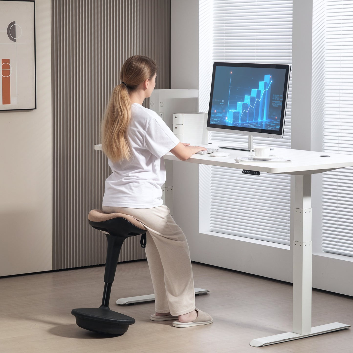 HOMCOM Balancehocker, beweglicher Sitz, drehbarer Bürohocker, höhenverstellbar, ergonomisch, 34 x 34 x 68,5-83,5 cm, Braun