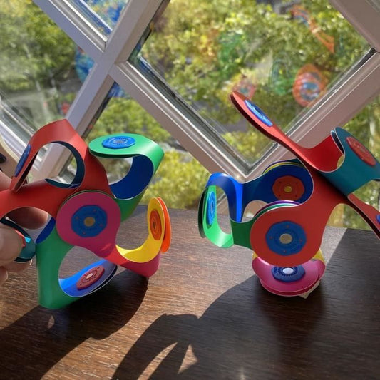 Tiny & Mighty CLIXO - GIPSY TOYS - Flexible, durable and imaginative magnetic construction set - 9 pieces - Ages 4 and up