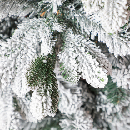 HOMCOM Künstlicher Weihnachtsbaum, Kunstschnee & Tannenzapfen, realistisch, flammhemmend, Metallfuß, 183 cm, Grün