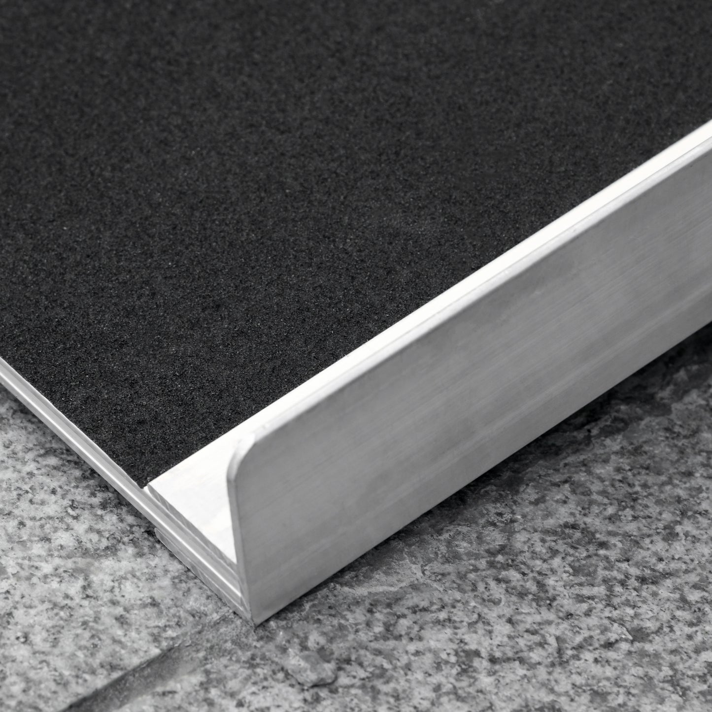 HOMCOM Rollstuhlrampe Auffahrrampe Rollstühle Rollatoren Faltbar Aluminium, 270 kg Belastbar, Schwarz, 91 x 72 x 5 cm