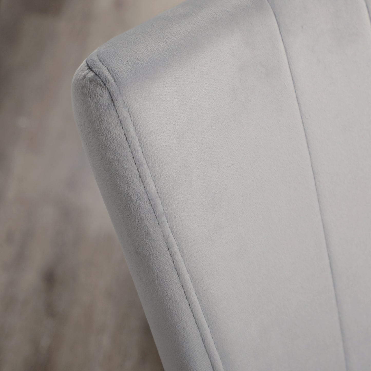 HOMCOM 4er-Set Esszimmerstühle, Akzentstühle für Küchen und Esszimmer, Stuhlset, Velours-Optik, Hellgrau+ Schwarz